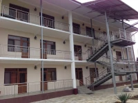 Amina Beach Hotel 2*