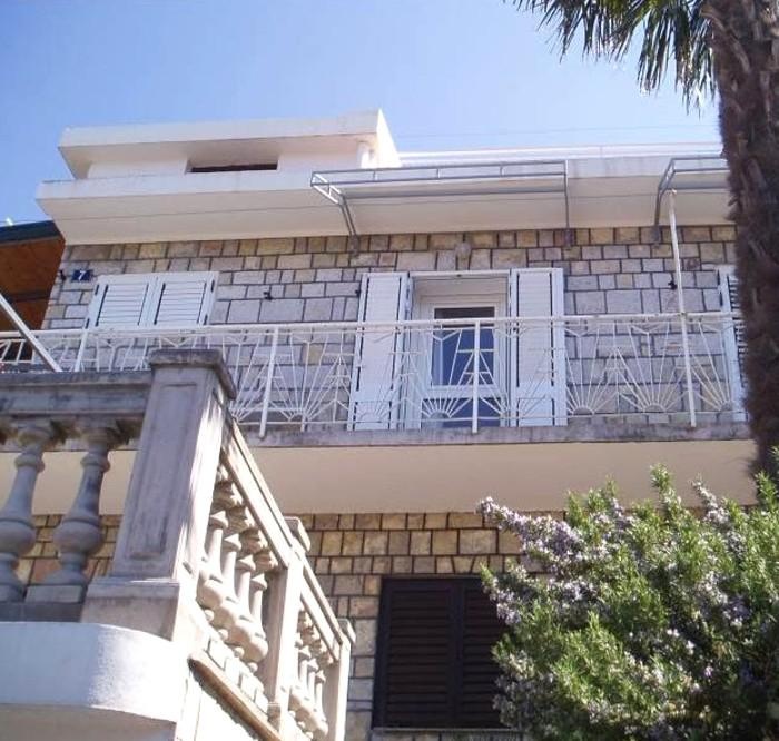 Antonela 3*