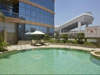 DoubleTree By Hilton Dubai Hotel &amp; Residences Al Barsha 4*