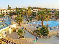Kouros Palace Hotel 