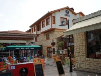 Good Man Hotel & Bistro 