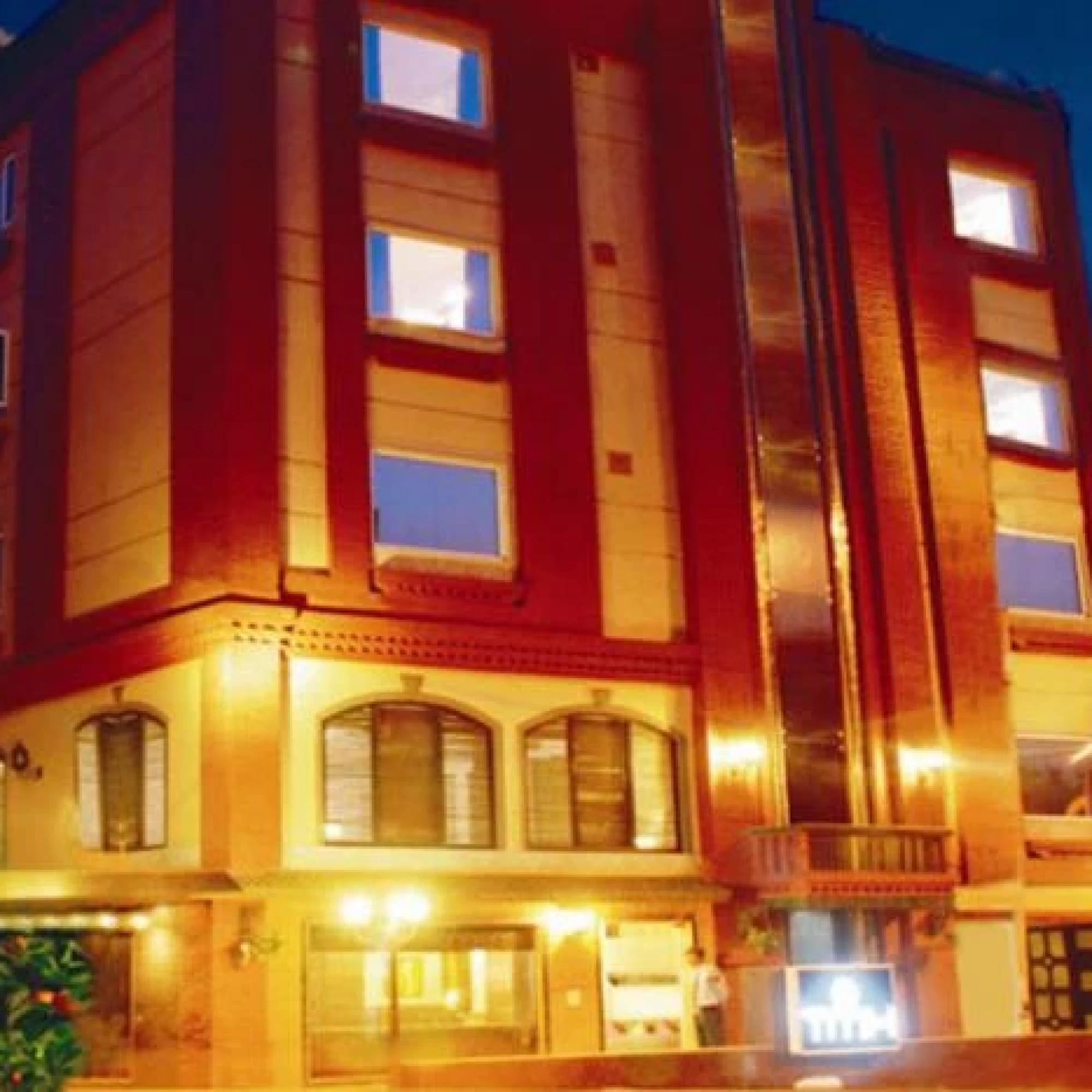Anila 3*