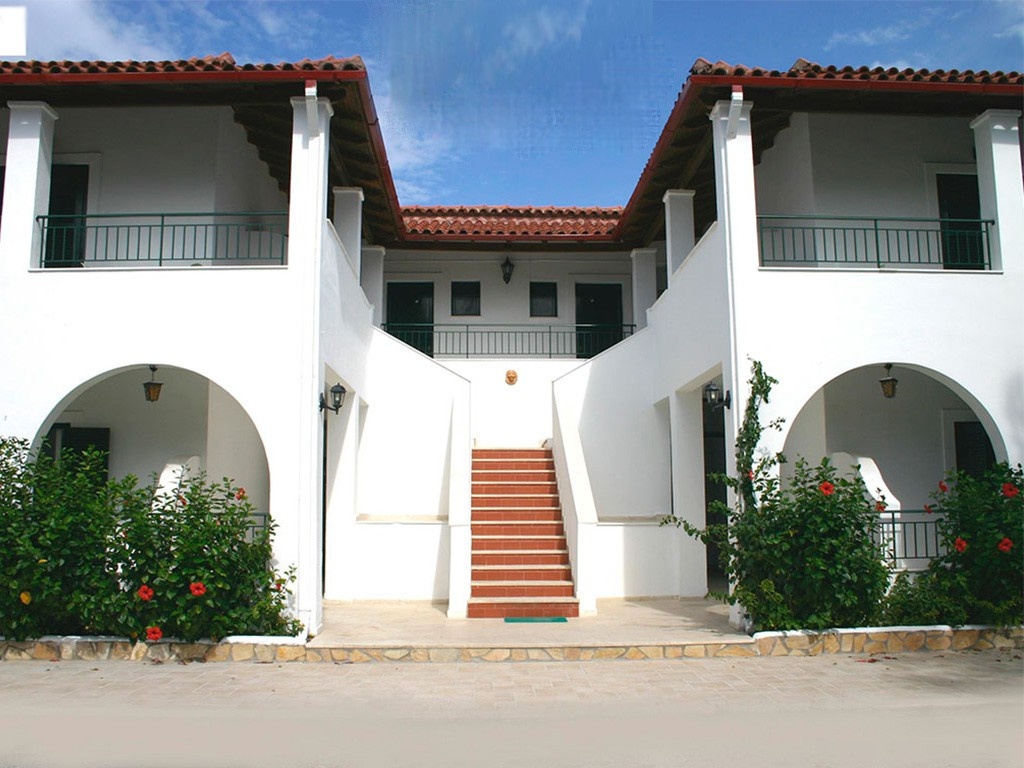 Akti Panela Beach Hotel 3*
