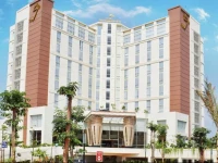 The 7th Hotel &amp; Convention Center Lampung 4*