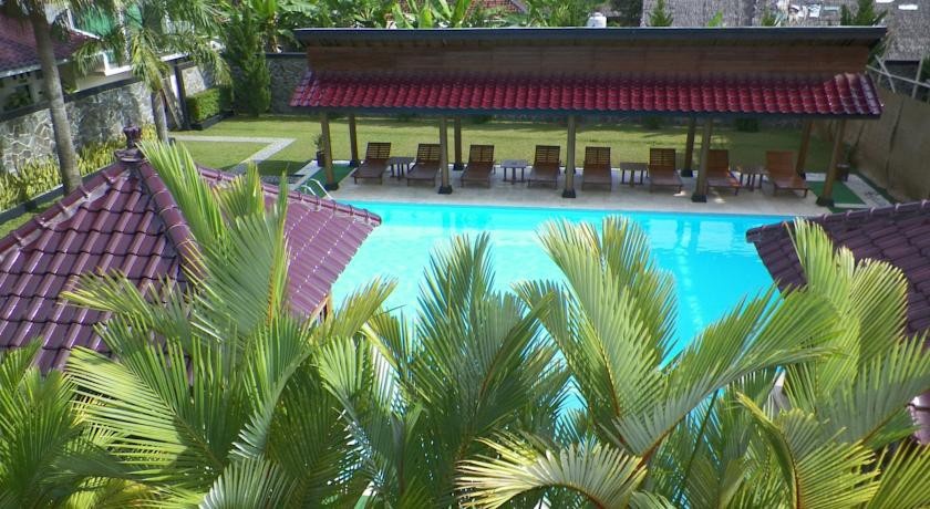 Sunrise Resort Batu Karas 