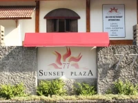 77 Sunset Plaza 