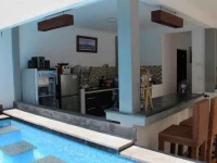 Nirwana Guest House &amp; Villa 