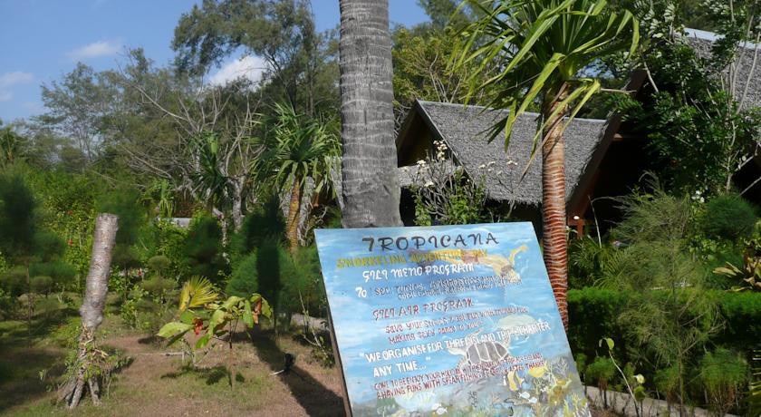 Tropicana Bungalows 