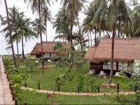 Arys Lagoon Bungalow & Hotel 