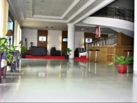Parai Puri Tani Hotel 