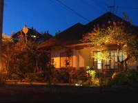 Made Oka Homestay and Warung 