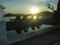 Krisna Bungalows and Restaurant 