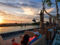 Golden Tulip Devins Seminyak 4*