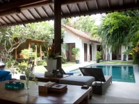 Villa Jam 3*