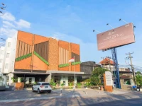 Berry Biz Hotel 