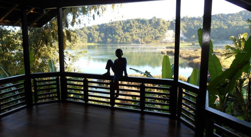 Green Lake Retreat Linow Bungalows 