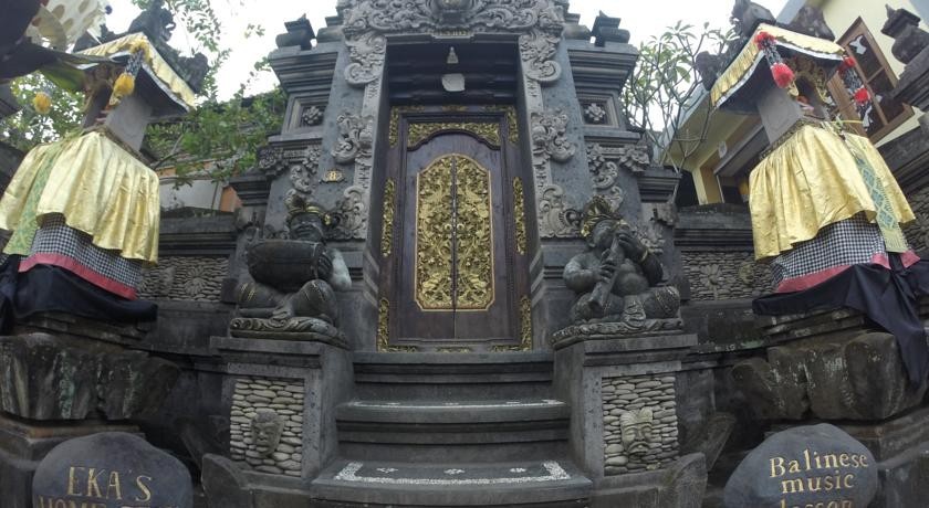 Ekas Homestay 