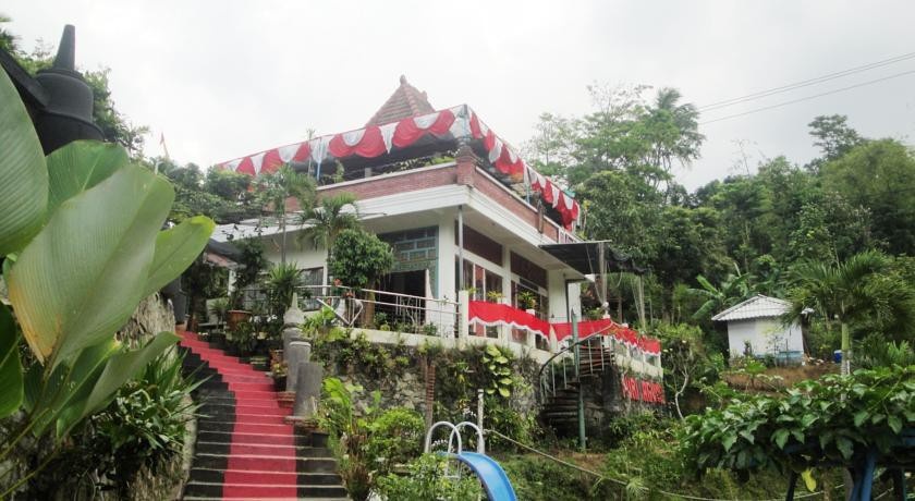 Puri Agung Resort Bandungan 