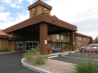 Holiday Inn Express Las Vegas West 2*