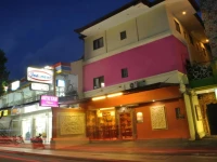 Kuta Sari House 2*