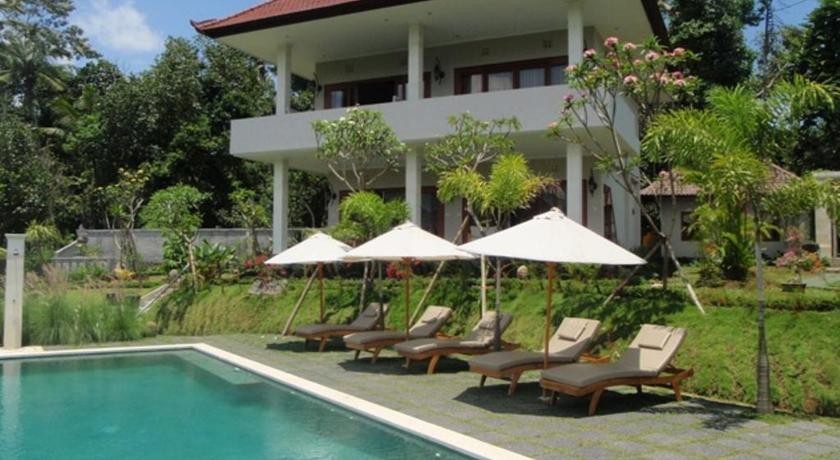 Villa Shantiasa Bali 2*
