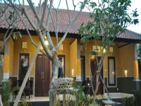 Molas Homestay 