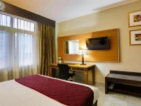 Johns Pardede International Hotel 
