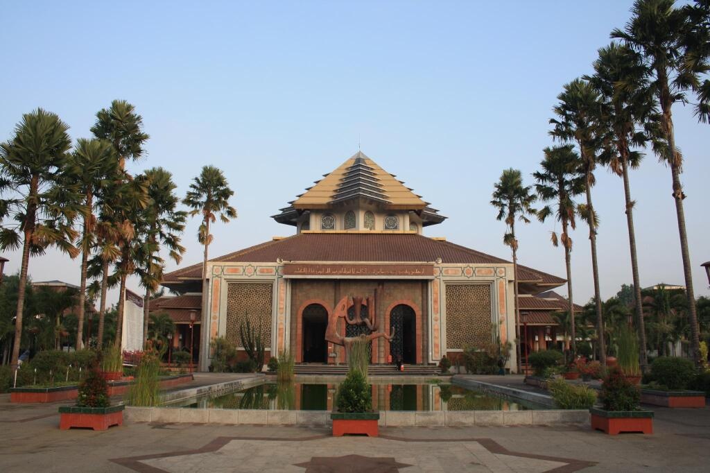 Grand Tjokro Yogyakarta 4*