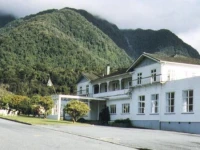 Fox Glacier Hotel 2*