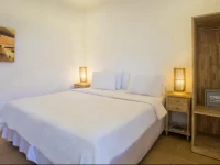 Scallywags Mango Motel 