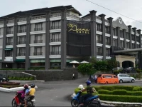 The Axana Hotel 