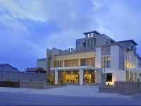 Santika Purwokerto Hotel 