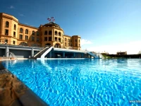 Latar Hotel Complex 5*
