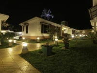The Grand Leoney Resort 