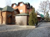 Grebenky Hotel 