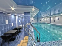 Forward Pool&Sauna Hotel 