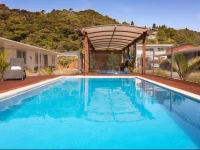 Averill Court Motel 
