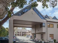 Oaktree Motel 4*