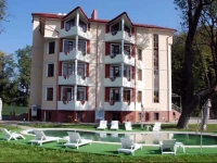 Pod Lipami Hotel 4*