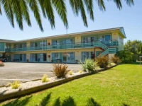 Kapiti Gateway Motel 4*