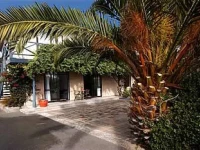 Balmoral Motel 