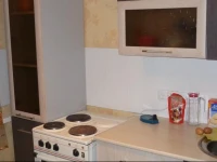 РђР»СЊР±Р°С‚СЂРѕСЃ РЅР° РџСЂРѕСЃРїРµРєС‚Рµ РњРµС‚Р°Р»Р»СѓСЂРіРѕРІ РѕС‚РµР»СЊ 3*