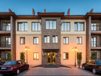 Riverside Hotel