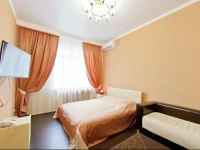 Этника Отель  3*