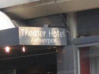 Theater 4*