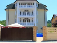 У Кристины Гостевой дом 3*
