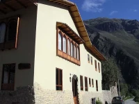 Sauce Hostal 3*