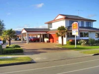 BKs Palm Court Motor Lodge 4*