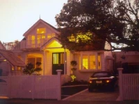 Emerald Inn 4*