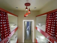 HQ Hostelberry Хостел 4*